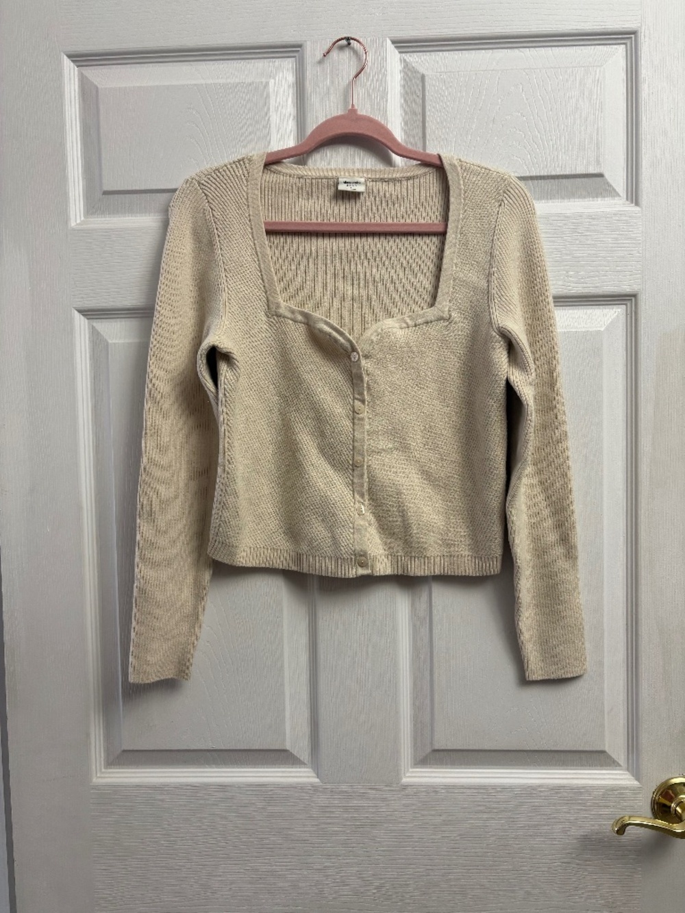 Abercrombie & Fitch Sweetheart Neckline Long Sleeve Crop Sweater